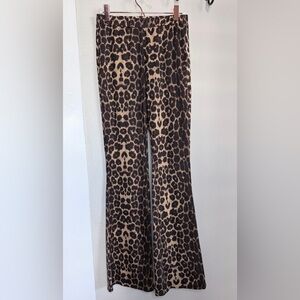 NWOT Leopard Print Slim Cut Boot Cut Stretch Pants Women Small